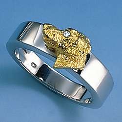 Ring mit Dackelkopf in Silber und Gold