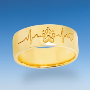 Ring mit Hundepfote und Herzschlag
